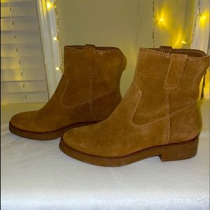 💥Lucky boots💥 Great condition size 6 1/2